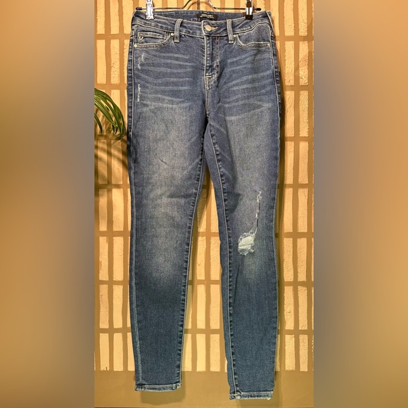 True Religion High rise jeans- SIZE 27 - Picture 5 of 6